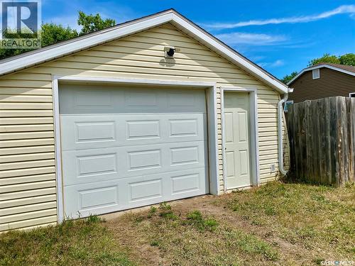 120 3Rd Street W, Carnduff, SK 
