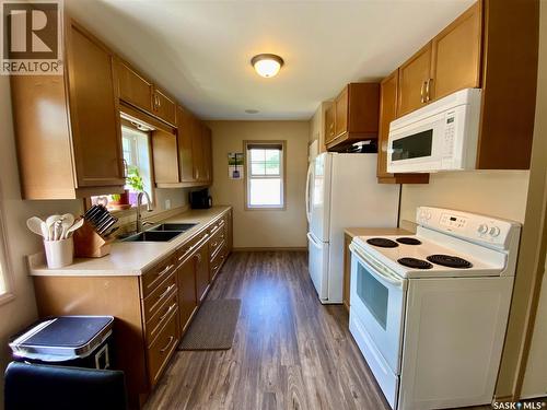 120 3Rd Street W, Carnduff, SK 