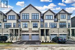 781 KOOTENAY PATH Oshawa, ON L1H 6R3