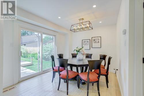 7 Cossar Drive, Aurora, ON 