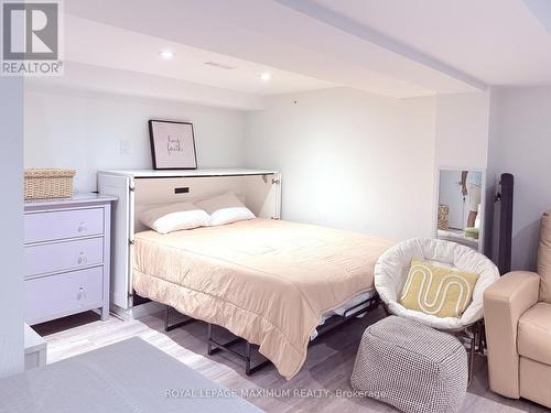 (B) LOWER - 82 CALVINGTON DRIVE , Toronto, Ontario M3M 2M1 2