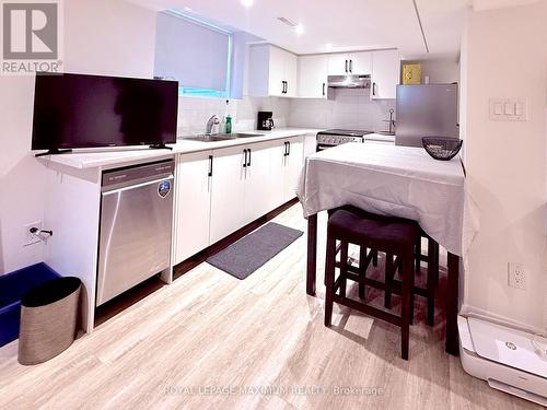 (B) LOWER - 82 CALVINGTON DRIVE , Toronto, Ontario M3M 2M1 3