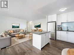 803 - 3045 QUEEN FREDERICA DRIVE S Mississauga, ON L4Y 3A2