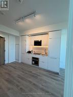 105 UPPER - 799 THE QUEENSWAY Toronto, ON M8Z 0H3