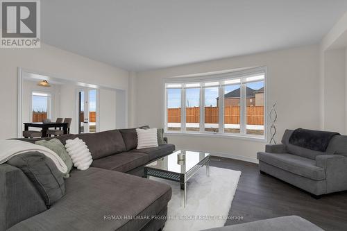 113 Rugman Crescent, Springwater, ON 