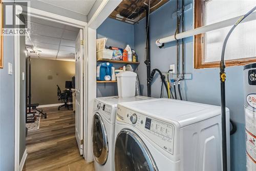 768 Grenfell Drive, London, ON - Indoor Photo Showing Laundry Room