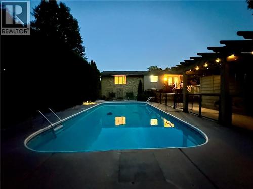 768 Grenfell Drive, London, ON - Outdoor With In Ground Pool