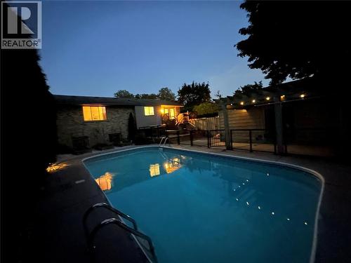 768 Grenfell Drive, London, ON - Outdoor With In Ground Pool With Backyard