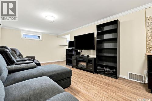 2301 Cairns Avenue, Saskatoon, SK 