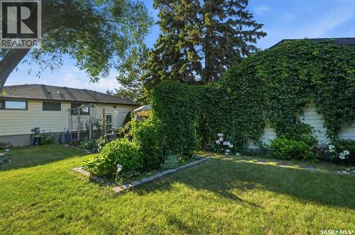 2301 Cairns Avenue, Saskatoon, SK 