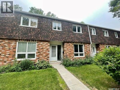 51 Spruceview Road, Regina, SK - Outdoor