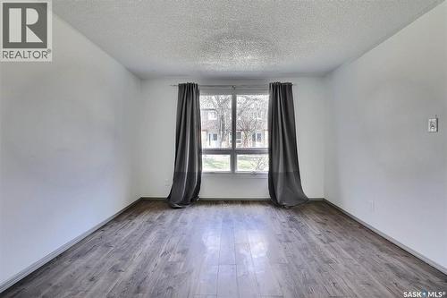 51 Spruceview Road, Regina, SK - Indoor Photo Showing Other Room