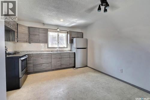 51 Spruceview Road, Regina, SK - Indoor Photo Showing Kitchen