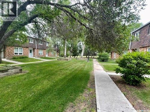 51 Spruceview Road, Regina, SK - Outdoor