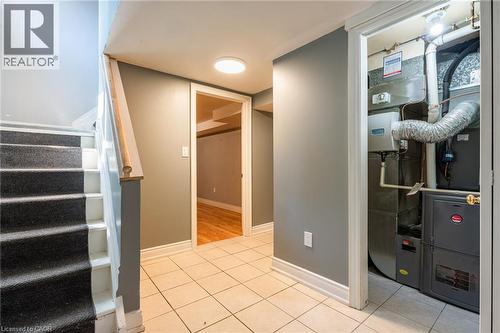 1315 Rosemary Crescent, Burlington, ON - Indoor Photo Showing Other Room