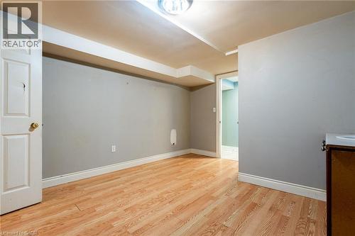 1315 Rosemary Crescent, Burlington, ON - Indoor Photo Showing Other Room