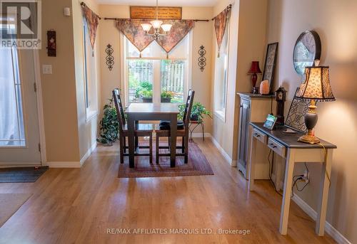 Dining nook overlooking backyard oasis - 1274 Daprat Avenue, Cornwall, ON 