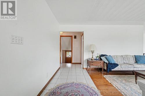 11 Marshall Avenue, Hamilton, ON 