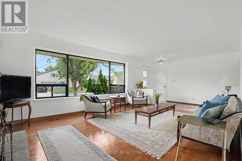 11 Marshall Avenue, Hamilton, ON 