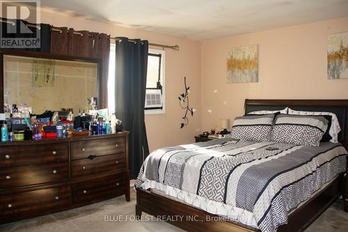 187 Boullee Street, London East (East C), ON - Indoor Photo Showing Bedroom