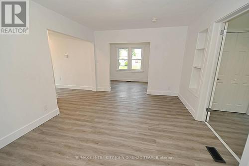 52 Woodworth Avenue, St. Thomas, ON 