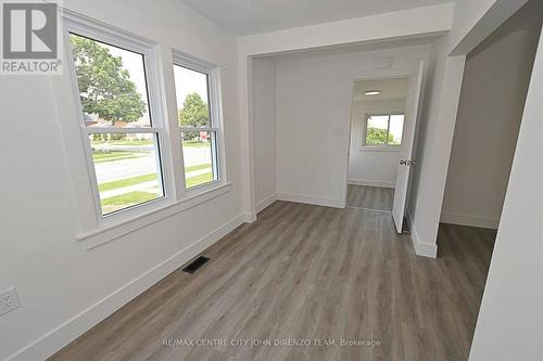 52 Woodworth Avenue, St. Thomas, ON 