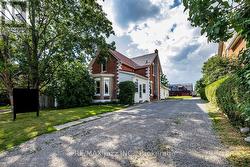 132 KING STREET Kawartha Lakes (Woodville), ON K0M 2T0
