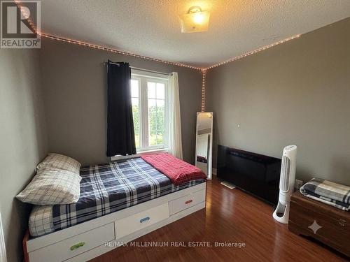 Upper - 33 Nomad Crescent, Brampton, ON - Indoor Photo Showing Bedroom