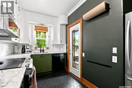 322 29Th Street W, Saskatoon, SK 