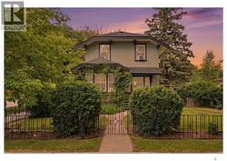 322 29th STREET W  Saskatoon, SK S7L 0M1