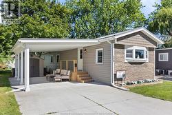 149 DANA Essex, ON N8M 2A5