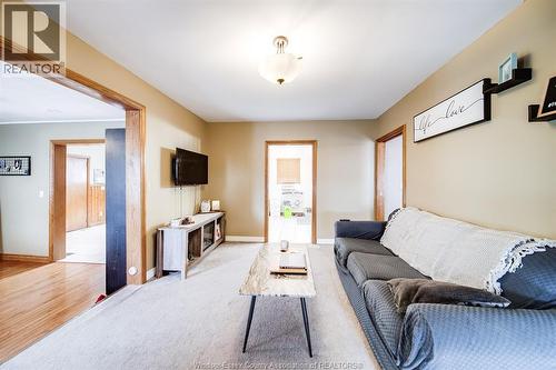 219 Inshes, Chatham, ON - Indoor Photo Showing Living Room