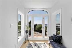 100 King George Terr Oak Bay, BC V8S 2J9