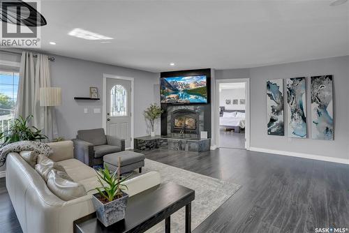 28 Alice Crescent, North Grove, SK 
