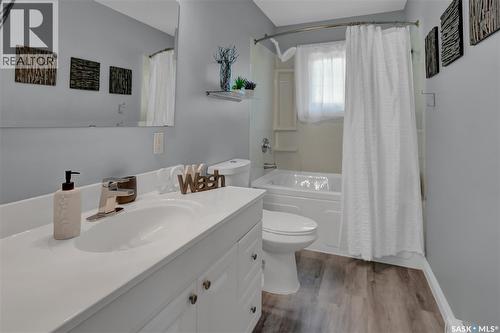 28 Alice Crescent, North Grove, SK 