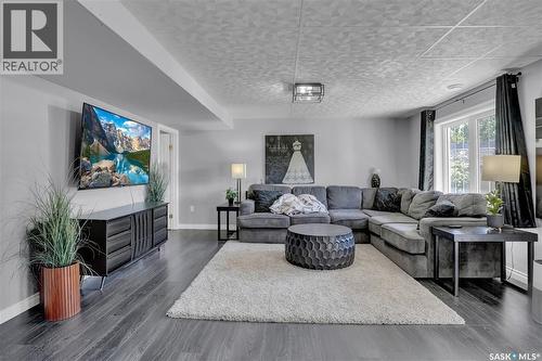 28 Alice Crescent, North Grove, SK 