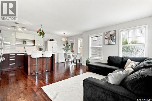 311 1303 Paton Crescent, Saskatoon, SK - Indoor Photo Showing Living Room
