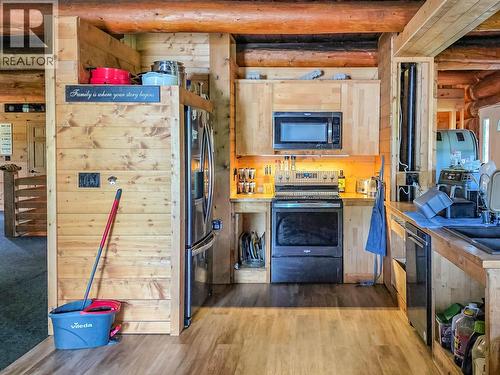 10887 Bye Road, Houston, BC 