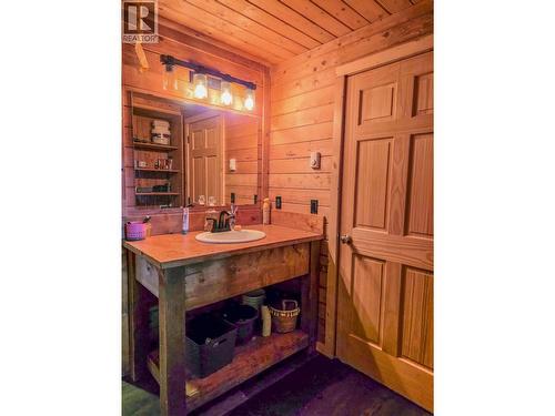 10887 Bye Road, Houston, BC 