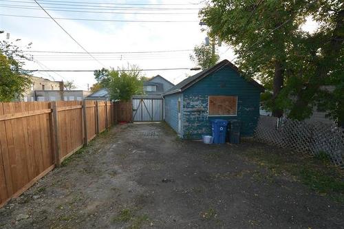 434 Pritchard Ave, Winnipeg, MB 