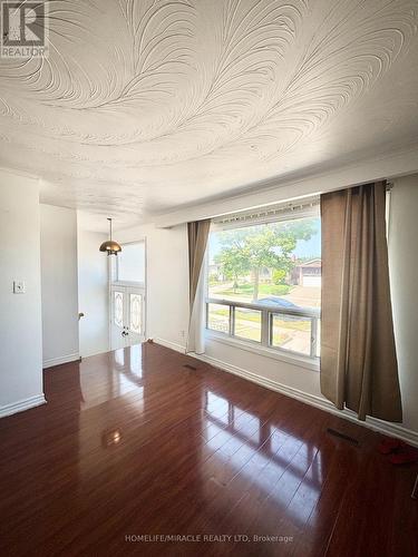 7276 Shallford Road, Mississauga, ON 
