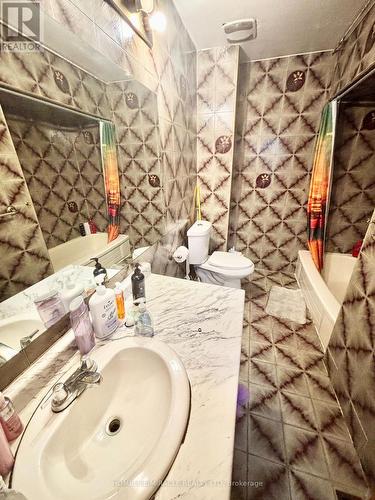 7276 Shallford Road, Mississauga, ON 