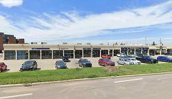 5206 - 86 Street  Edmonton, AB T6E 5J6