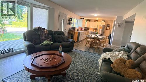 709 Prospect Avenue, Oxbow, SK 