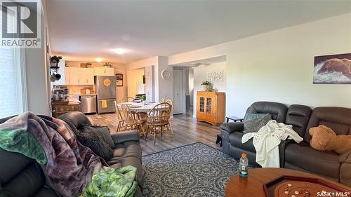 709 Prospect Avenue, Oxbow, SK 