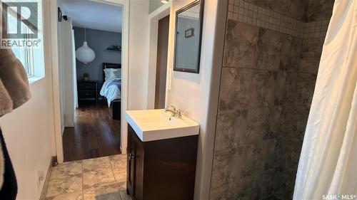 709 Prospect Avenue, Oxbow, SK 