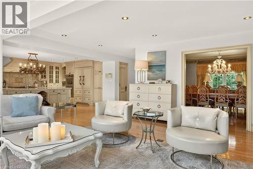 15 Peppertree Crescent, Ancaster, ON 