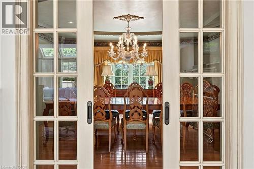 15 Peppertree Crescent, Ancaster, ON 