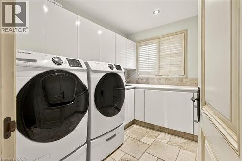 15 Peppertree Crescent, Ancaster, ON 