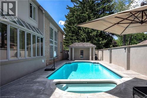 15 Peppertree Crescent, Ancaster, ON 